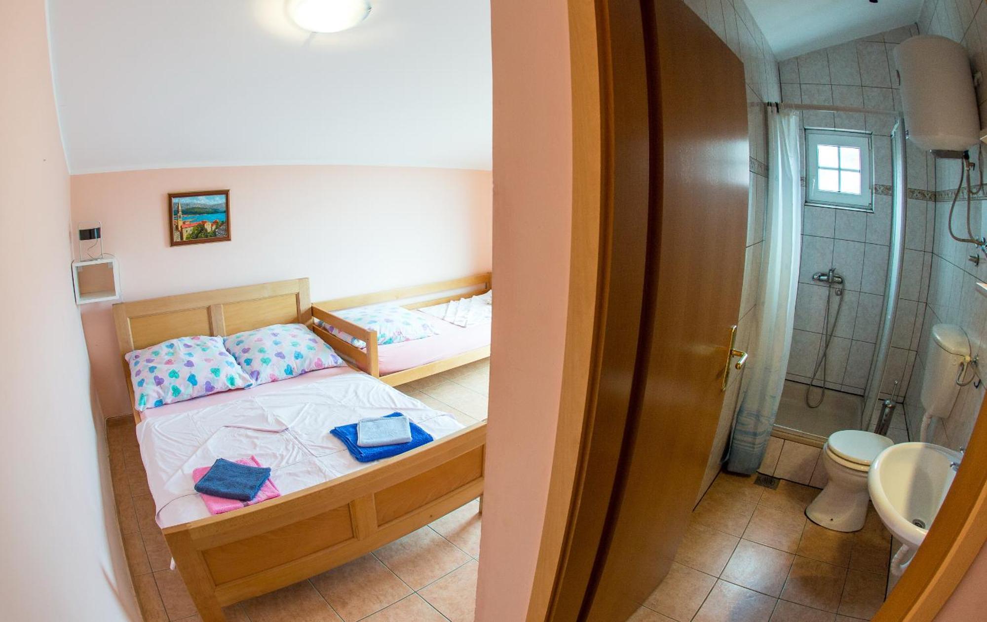 Guest House Almond Bečići Стая снимка