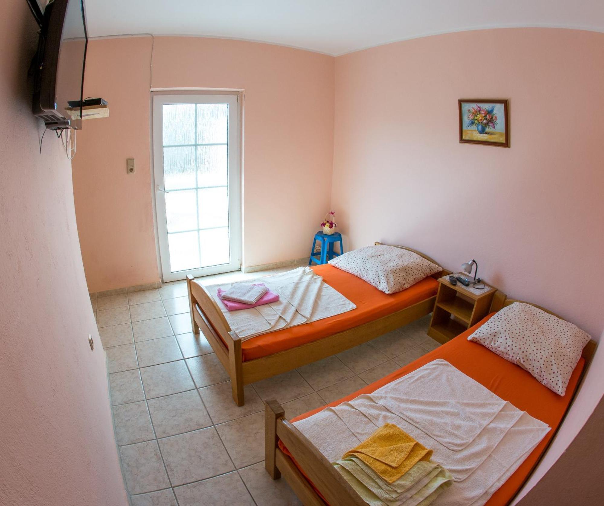 Guest House Almond Bečići Стая снимка