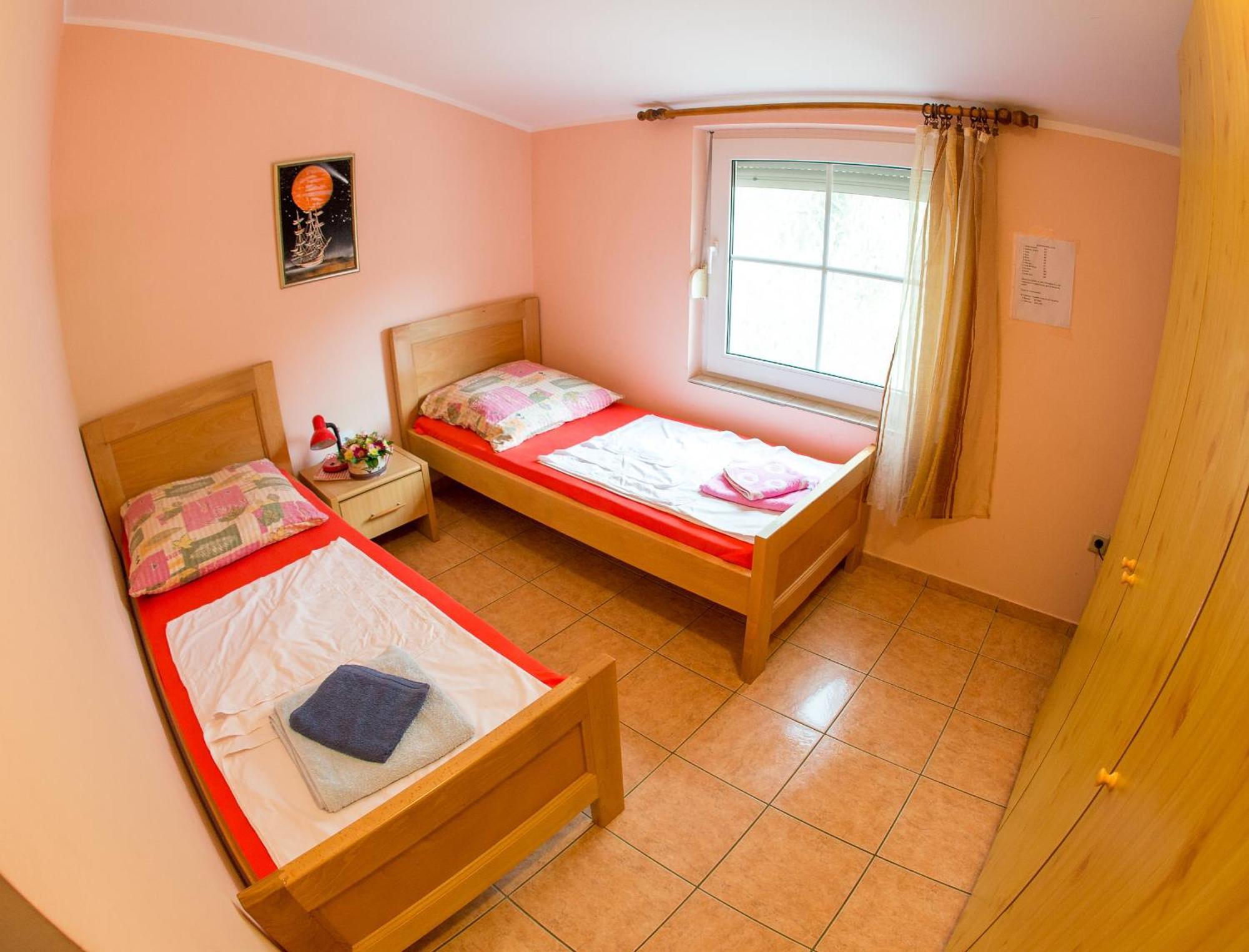 Guest House Almond Bečići Екстериор снимка
