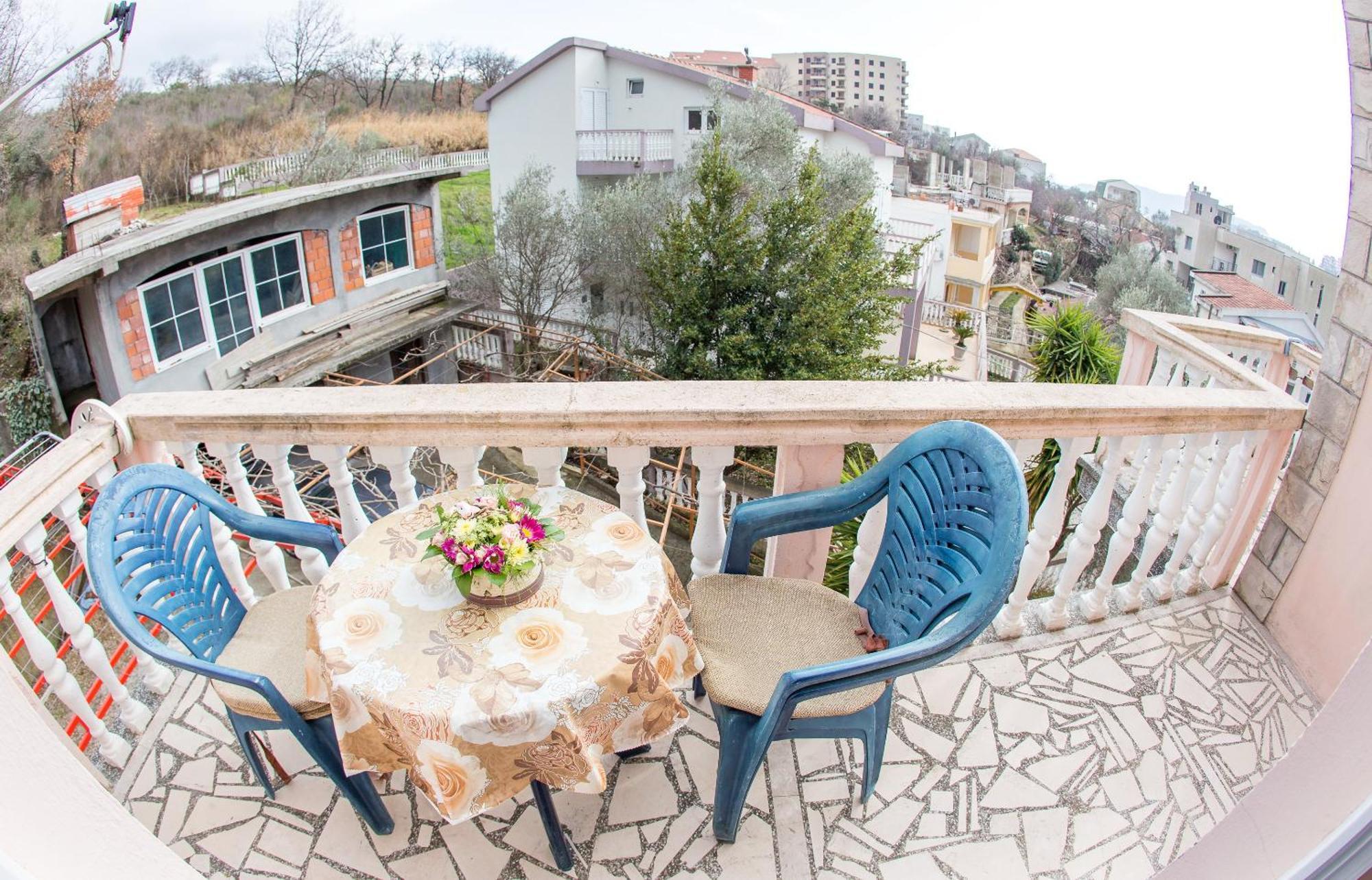 Guest House Almond Bečići Екстериор снимка