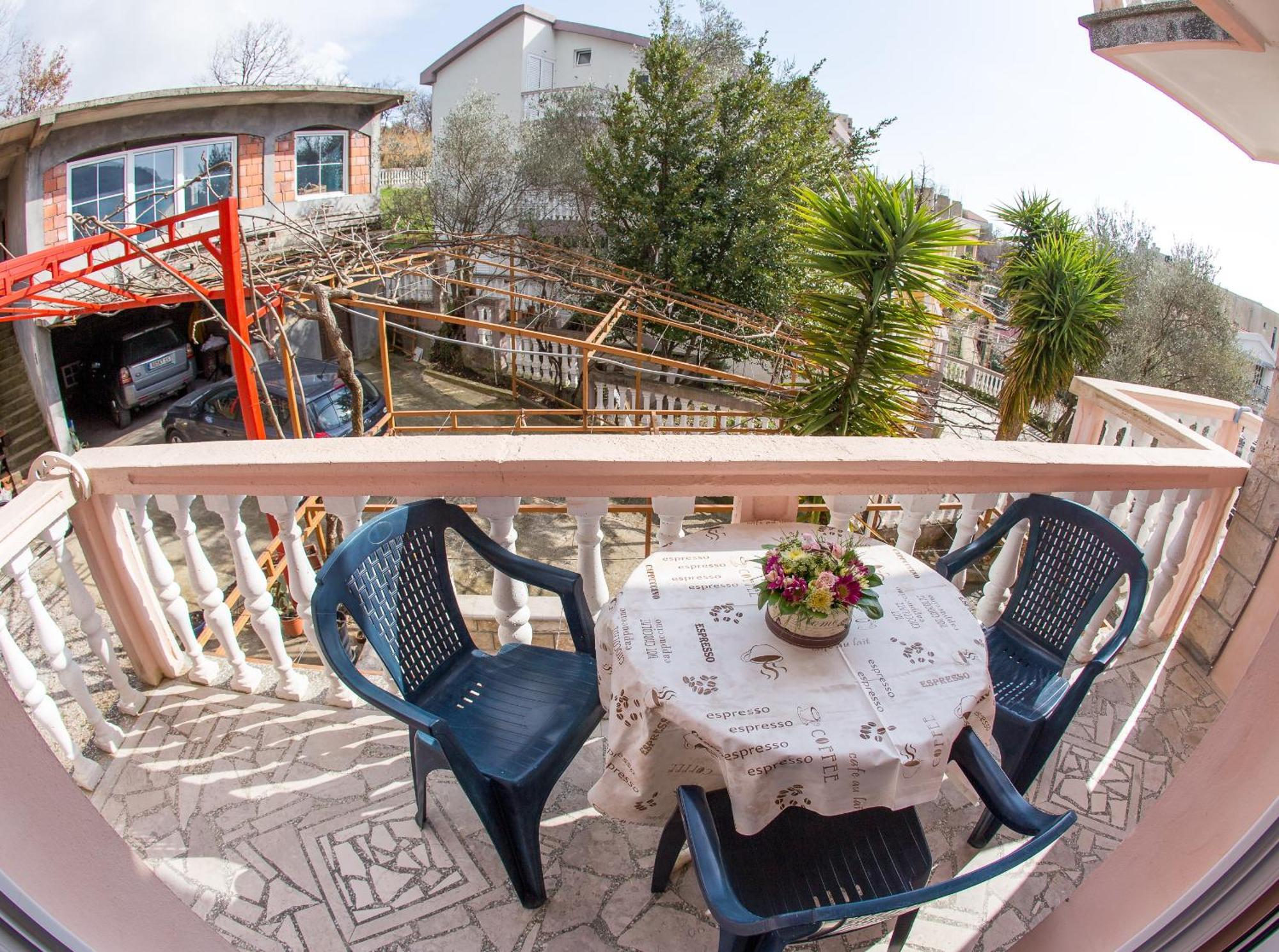 Guest House Almond Bečići Екстериор снимка