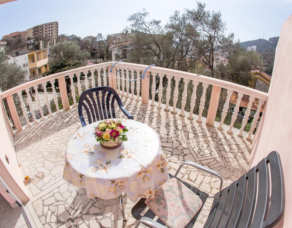 Guest House Almond Bečići Екстериор снимка