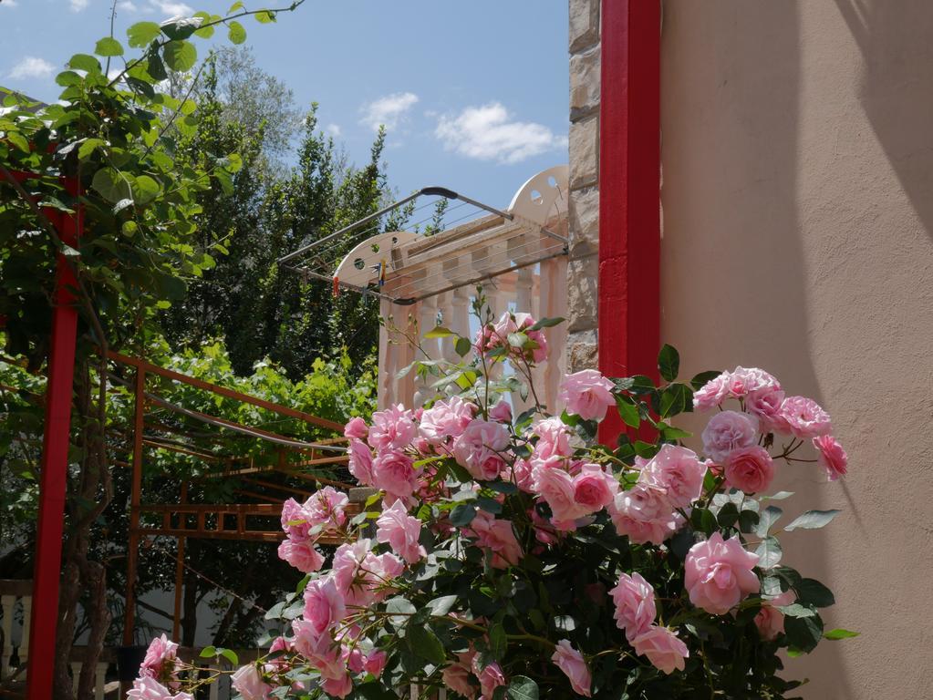 Guest House Almond Bečići Екстериор снимка
